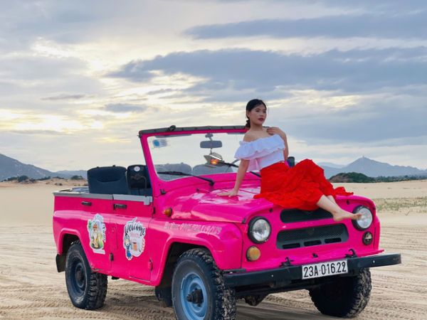 Private Tour To Tanyoli Sand Dune From Amanoi Resort